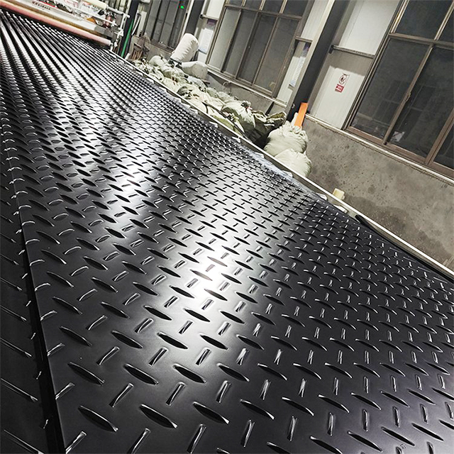 Temporary Roadway Traction Ground Protection Mats